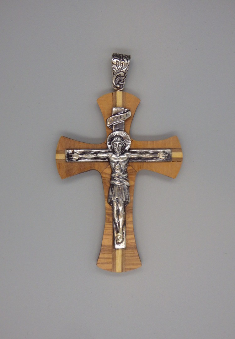 Cross olive wood and silver 2